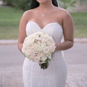 Beautiful Cristian Lucci wedding dress size 8